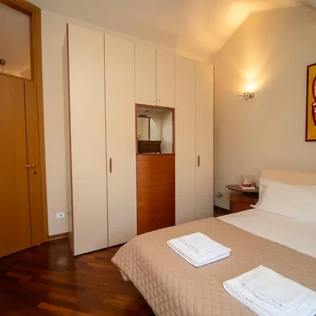 Apartamento Penthouse Isola, A Few Steps From Offices Cortina 26 Milán