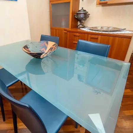 Penthouse Isola, A Few Steps From Offices Cortina 26 アパート