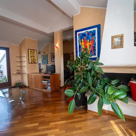 Penthouse Isola, A Few Steps From Offices Cortina 26 * ミラノ